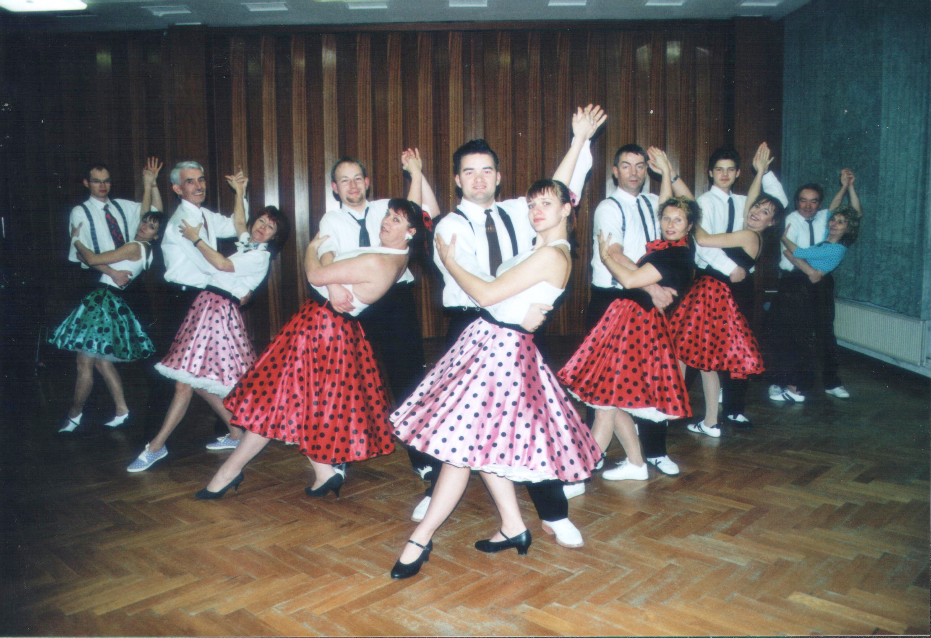 <br />
<b>Warning</b>:  Undefined property: stdClass::$imgalttag in <b>/var/www/vhosts/jukeboxstompers.de/httpdocs/modules/mod_uk_slideshow/tmpl/default.php</b> on line <b>50</b><br />
